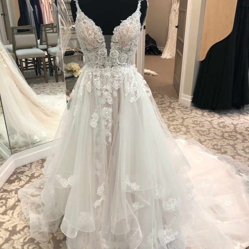 Wedding dress Moonlight couture style h1394